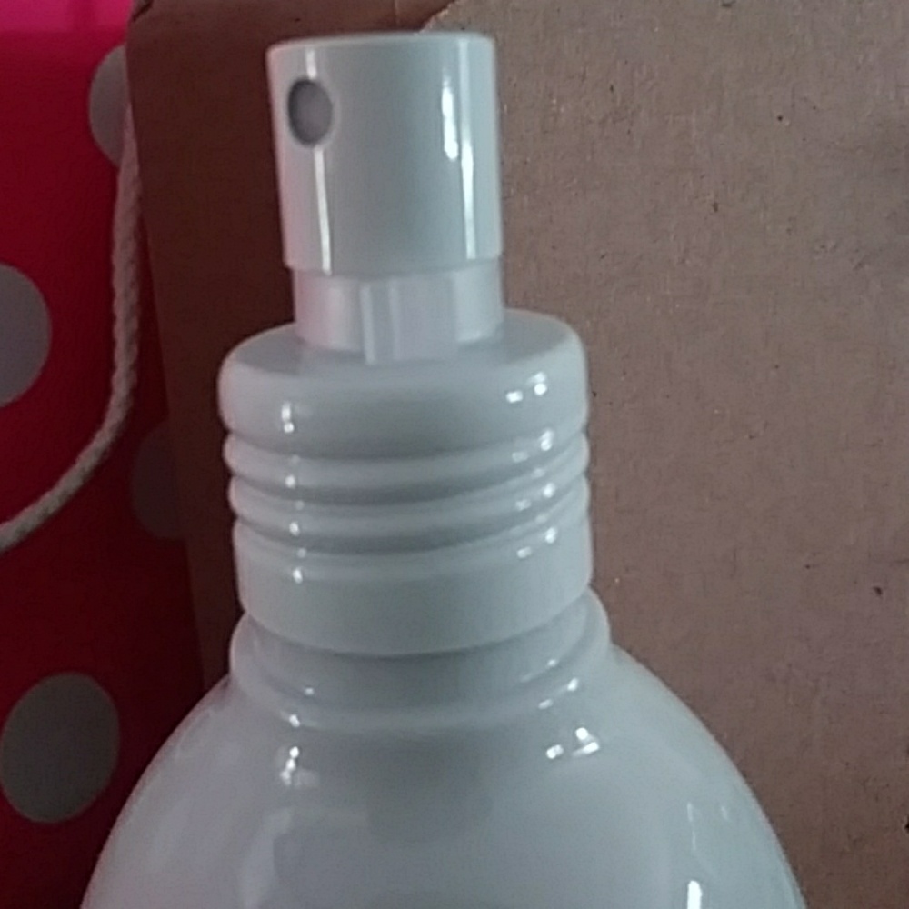 $3 w any purchase Pink Beach Hair  Spray - Picture 2 of 5